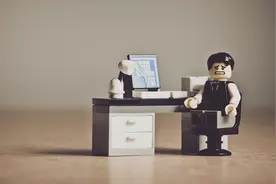 只会抱怨流量差的新媒体人，注定很难做成图片