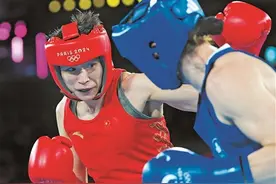 杨文璐创造中国拳击历史图片