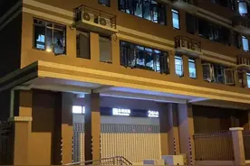 湖南大学宿舍楼预设地铁口？学生称往后出门即可出行，地铁方回应图片