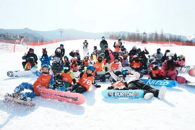 阿那亚·崇礼点亮冰雪童话季，"MORE THAN SKI"构建全龄友好度假新地标