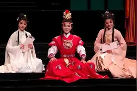 果然财经|线下演出市场淡季不淡，后面的演唱会门票或将更难抢图片