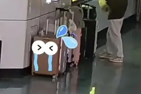 长沙地铁站，突然出现一堆行李箱……图片