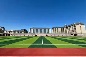 秋季新学期，河南省实验中学北校区启用图片