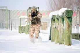 解码新《大纲》，看官兵燃动训练场图片