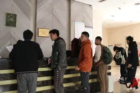 江华：“瑶BA”开赛在即解说员和运动员已全部到位图片