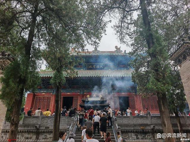 少林寺换住持满一月：9990元的高价香不再推荐，数十名僧人离开