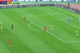 国足顶住压力，在7万人面前输掉比赛！无缘直通世界杯！赛后主帅发声→图片