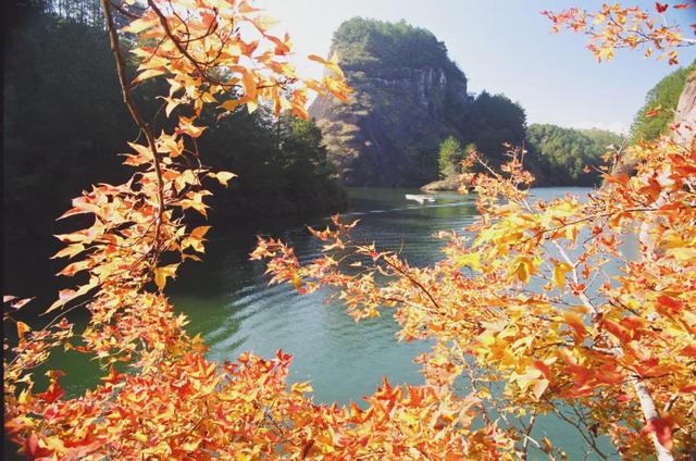 摄影故事 | 秋日寻幽冠豸山