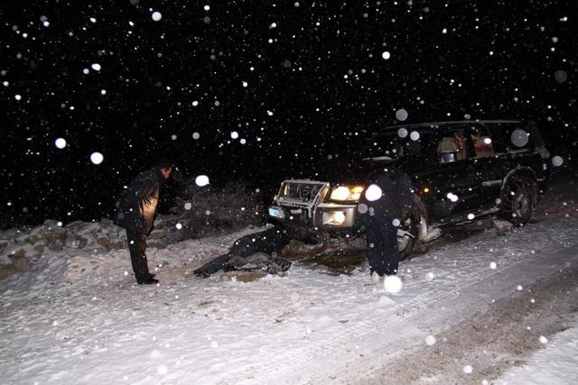 海拔5126米，他们把自己“钉”在空气最稀薄的地方