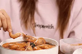 为什么越是到了晚上人越馋？图片