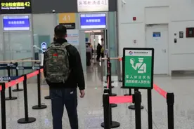 “报告，军代表已就位！”军人依法优先在行动！图片