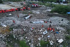 福建省举办“闽安-2025”地震应急综合演练图片