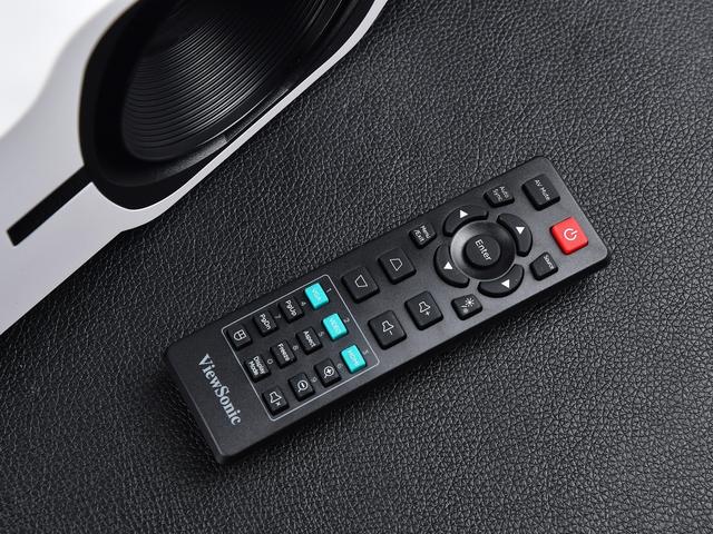 高亮/长效/易维护 优派LSD400W激光投影机评测