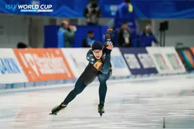 速滑世界杯首日：宁忠岩1500米摘银 斯托尔兹揽两冠并刷新“冰丝带”500米纪录图片