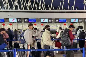 10架C919执飞1299个航班，今年春运东航在浦东机场日均中转旅客创新高图片