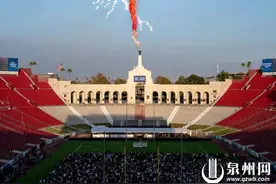 蔡国强新作白日烟花亮相洛杉矶图片