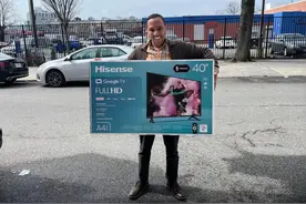 美国超市里的中国商品被民众抢购，电视机直接被买空！图片