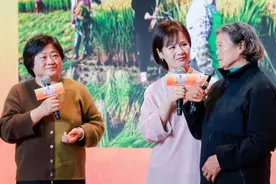 一起读书，一起唱歌……“老有腔调”展现银龄风采图片