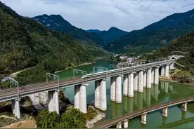 威海⇋济南 复兴号动卧列车即将“上线”图片