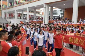 19912名考生奔赴考场！直击韶关高考首日图片