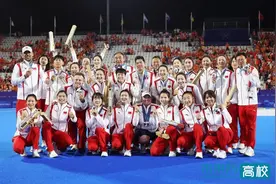 女子曲棍球银牌！中国队10位队员来自成都体育学院图片