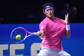 六连败结束2024赛季，赛季末的疲软让张之臻排名跌回年初图片