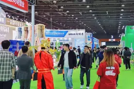 零售商业大展广州开幕，无人值守实体便利店引领业界新业态图片