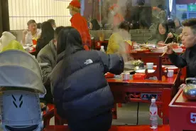 铜仁：冬日花式“暖消费”升温图片