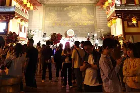 多个景区门票紧俏，四川A级景区国庆假期已接待游客超1000万人次图片