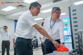 全球首台！在玉柴成功点火！图片