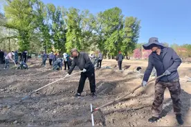 吉木萨尔县社会福利中心老人们的幸福生活图片
