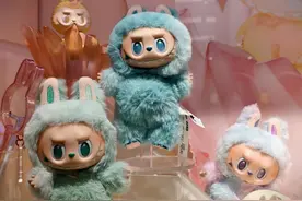 评论丨LABUBU到底丑不丑，它凭啥成为“硬通货”？图片