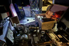 新民快评｜古玩“夜市”扰民如何破解图片