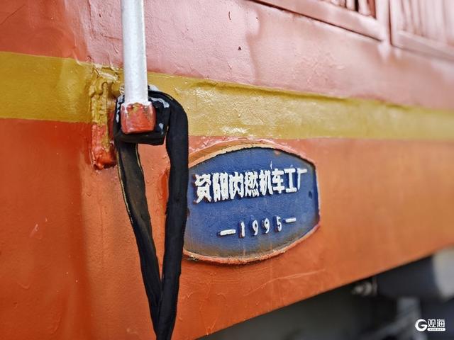 青岛百果山森林公园东方红火车：盛夏的复古列车