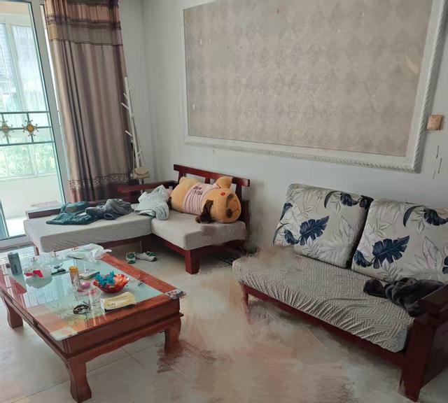 男子诱骗女友透支信用卡后将其刺死案开庭 被害人亲属：我们可以一分不要，必须杀人偿命