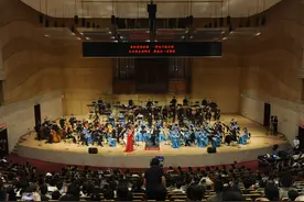 庆祝“八一”建军节！河南民族乐团专场音乐会精彩上演图片