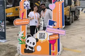 长沙女老板二手设备“卖爆”中东，老外月月来进货图片