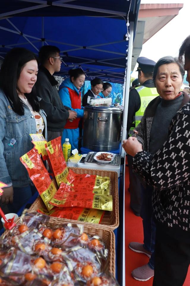 “驿路蚝情·漫享钦心”邂逅旅途！钦州西服务区蚝情节联动主题活动