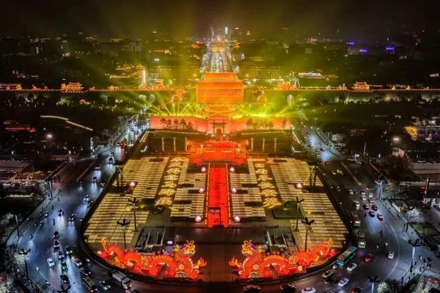 长安灯会的马多成“马”了！双园千灯万马，解锁马年最潮打开方式