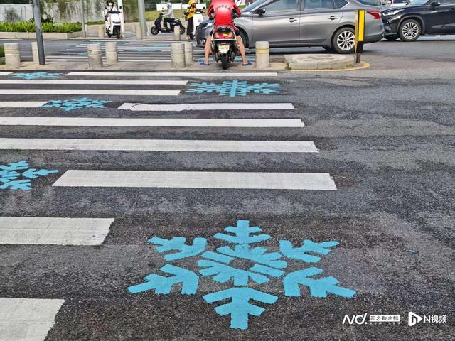实探深圳前海冰雪世界开业：滑雪体验受专业认可，配套待完善