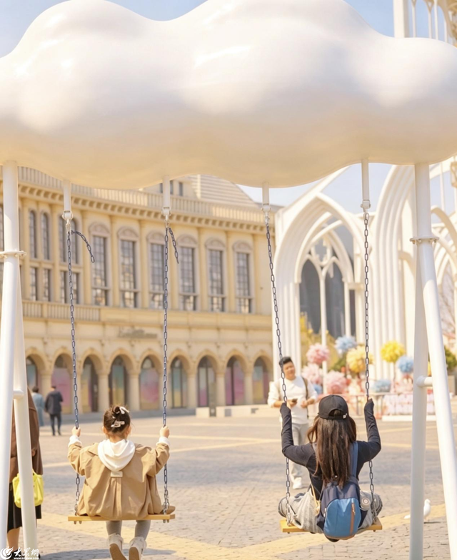 繁花、市集、音乐……青岛红树林度假世界清明小长假打造春日浪漫休闲之旅