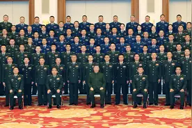 习近平在云南考察图片