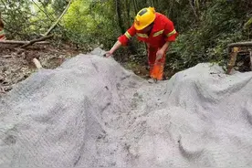 水泥毯、小橙车，看湖南高速防汛“神器”图片