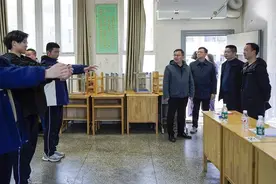 足不出校！ 赤壁市5637名考生“一站式”完成高考健康体检图片