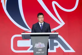 中国篮协主席郭振明：以国家队备战工作为“龙头”，把人心聚拢起来图片