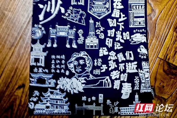 阵雨之后的黄兴路步行街，尽显长沙韵味