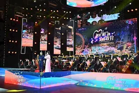 天津“桥边音乐汇”百场演出收官：以音乐为载体 营造亮丽城市风景线图片