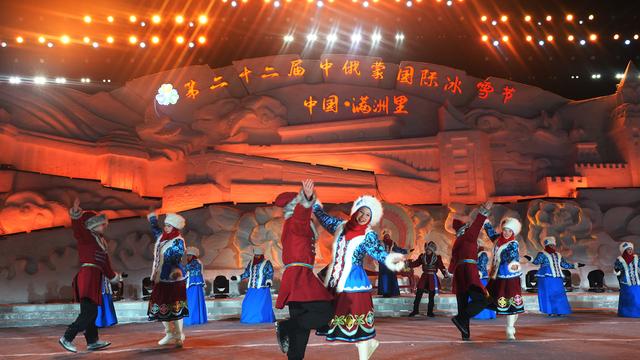 冬游内蒙古 何以动人心——“歌游内蒙古·欢乐冰雪季”之以人为本篇