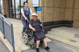 齐鲁银行青岛莱西支行暖心服务获赞 适老举措暖人心图片