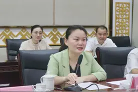 琼中与上海市浦东新区康桥镇签订战略合作框架协议图片